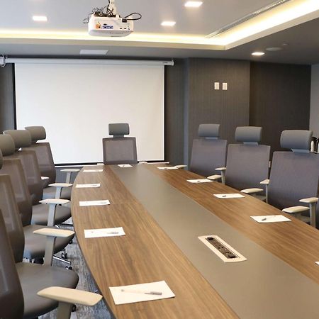 Hampton Inn & Suites By Hilton Puebla Extérieur photo