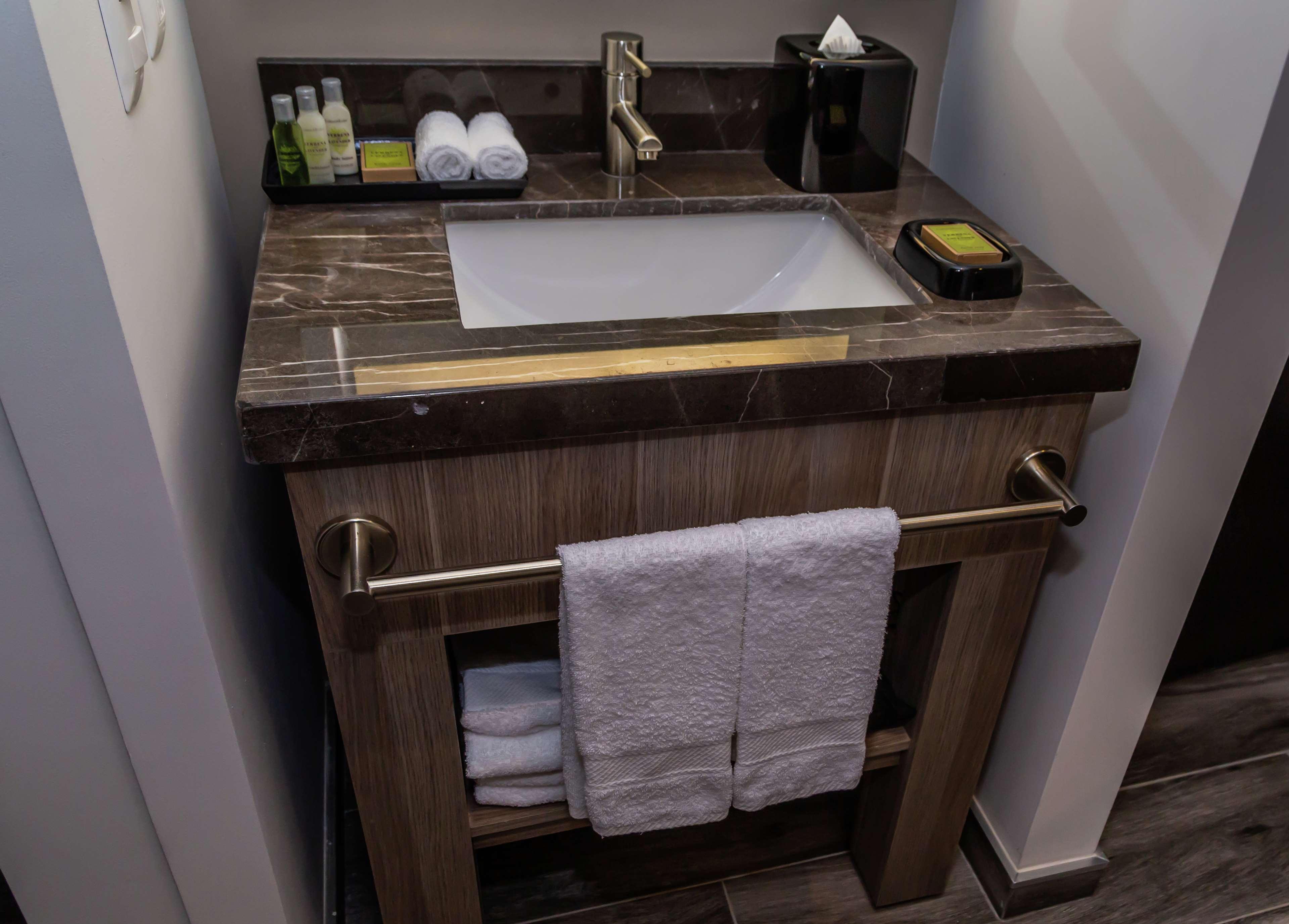 Hampton Inn & Suites By Hilton Puebla Extérieur photo