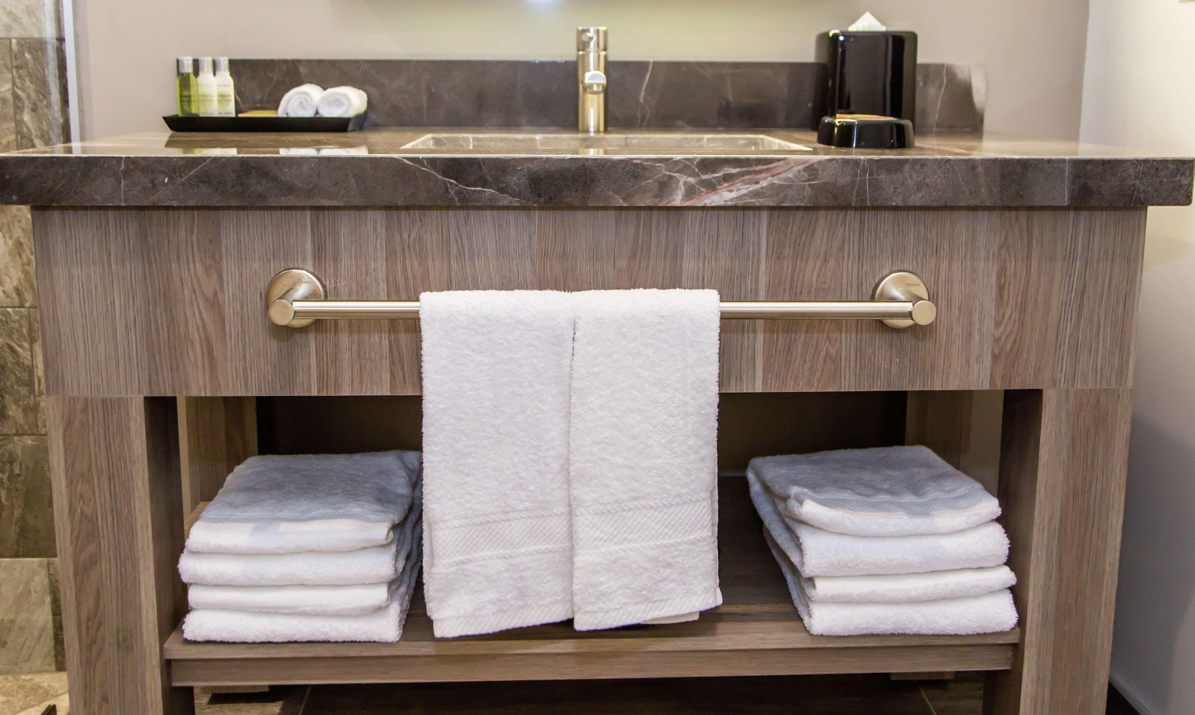 Hampton Inn & Suites By Hilton Puebla Extérieur photo